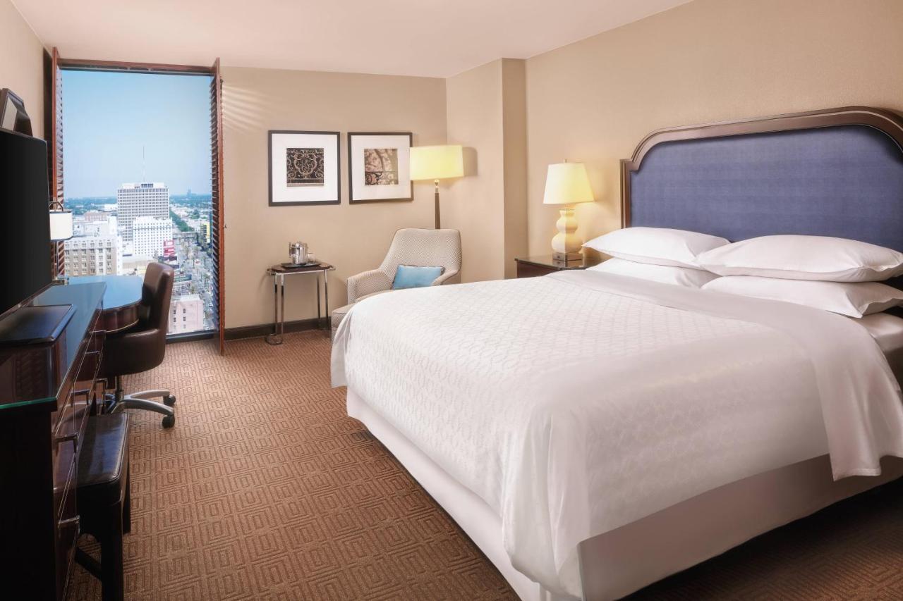 Deluxe King Room City View Transfer Shower Mobility Accessible,1187382313:JPEG