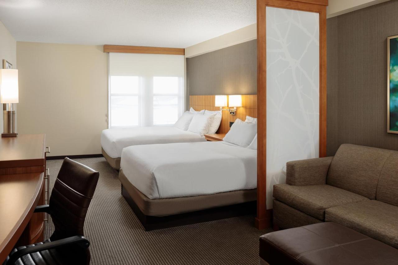 Queen Room with Two Queen Beds