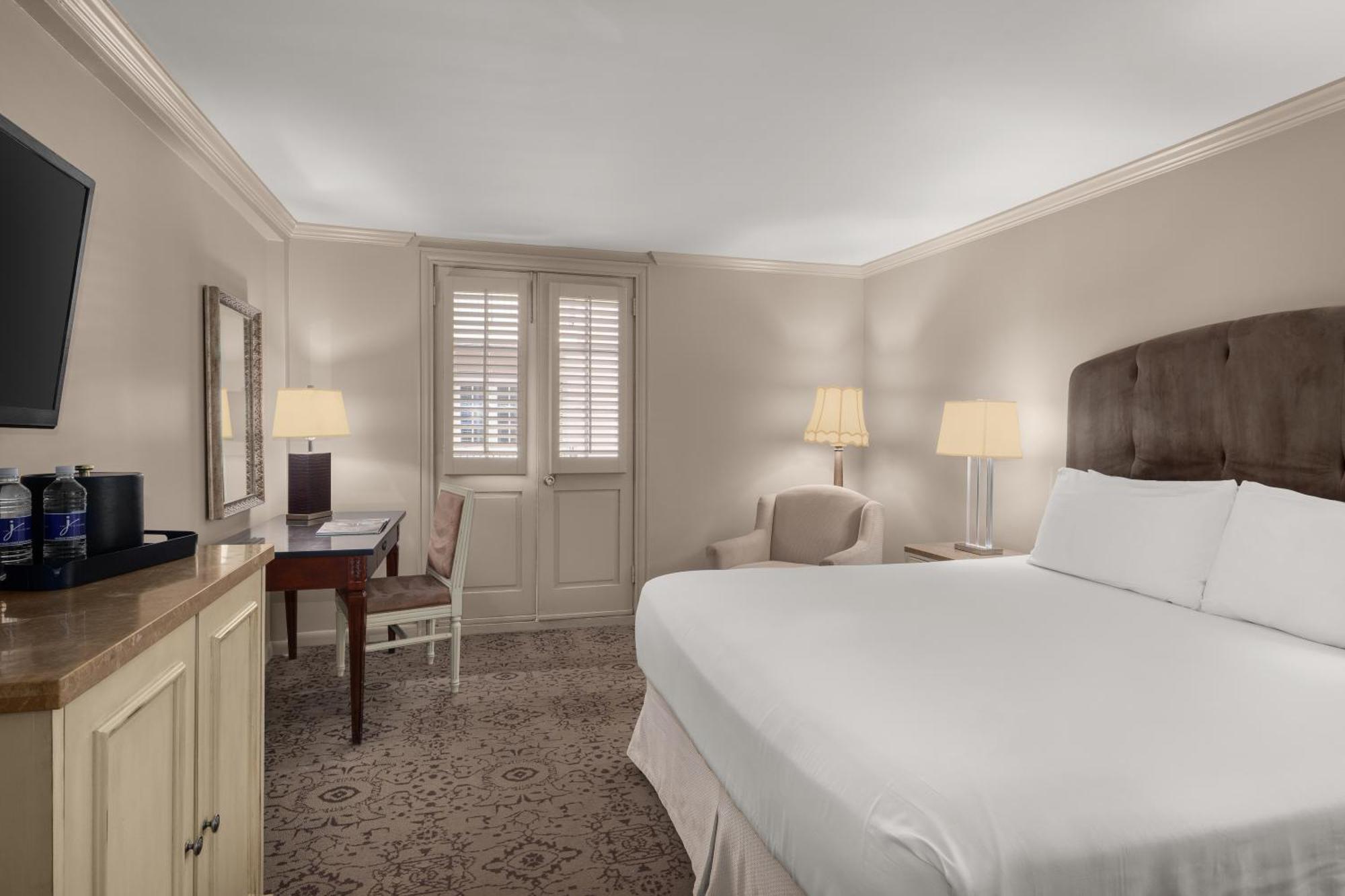 King Room,1678629692:JPEG