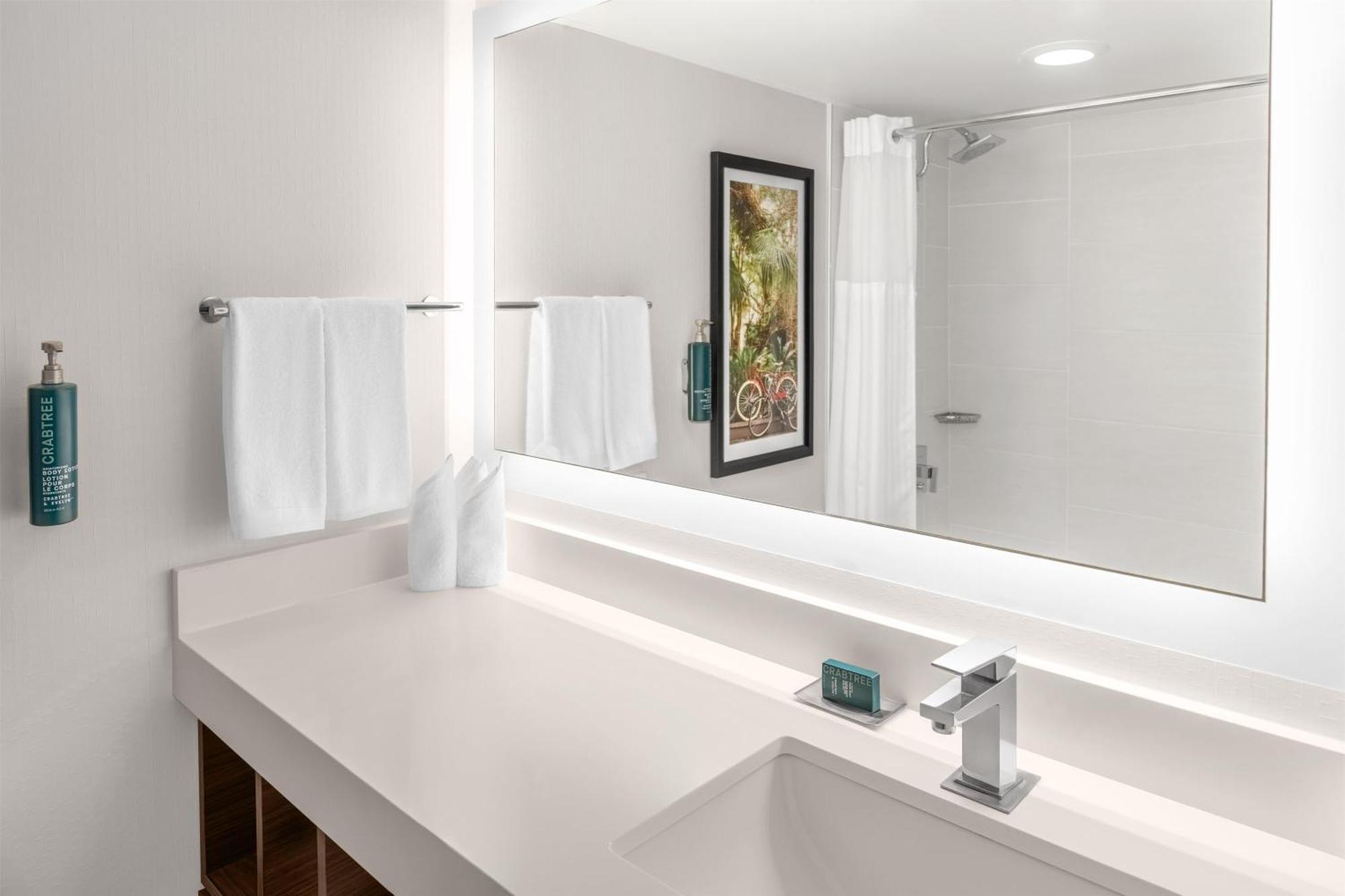 Junior King Suite with Seating Area,1742647491:JPEG