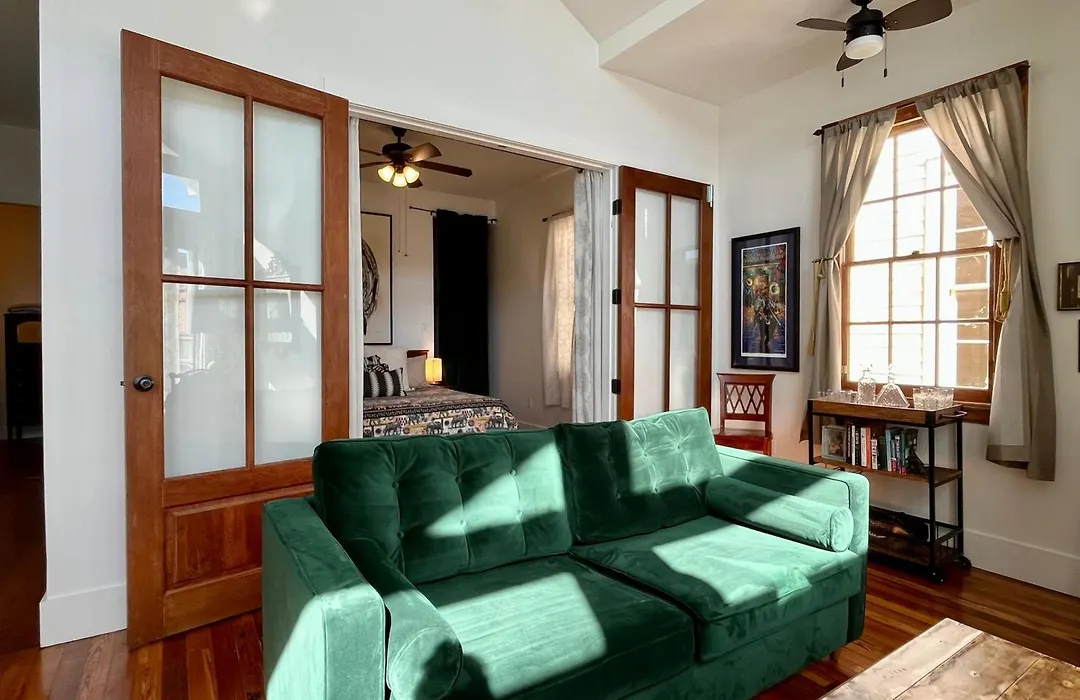 Auld Sweet Olive Bed And Breakfast-1