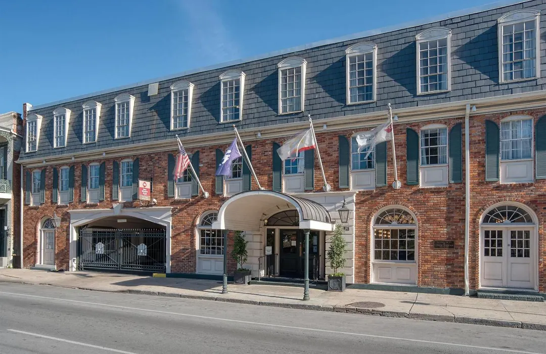 Best Western Plus French Quarter Courtyard Hotel-1