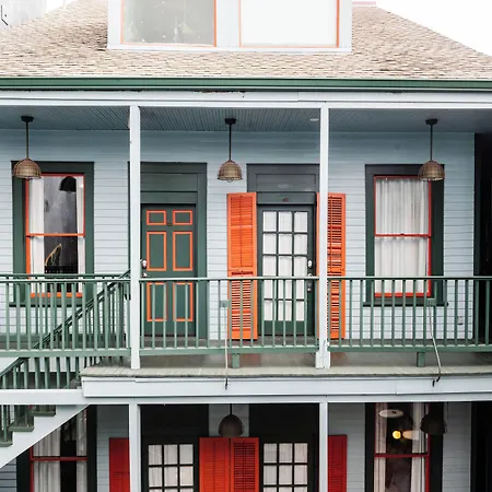Frenchmen Hotel-2